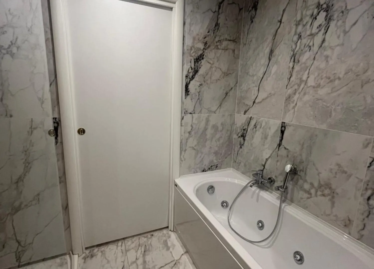 Savoia House, Modern Apartment Near Villa Borghese Rome 0*,